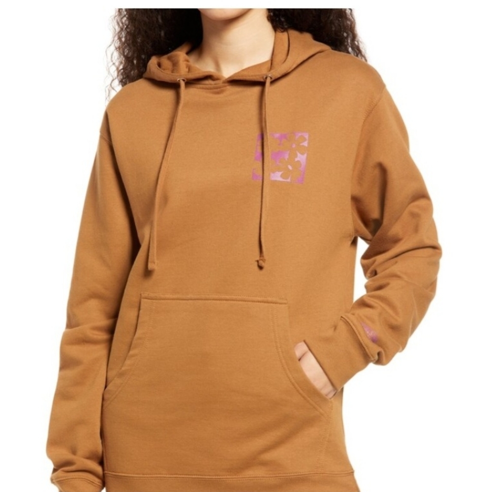 Petals and Peacocks Graphic Hoodie Brown‎ Womens Medium